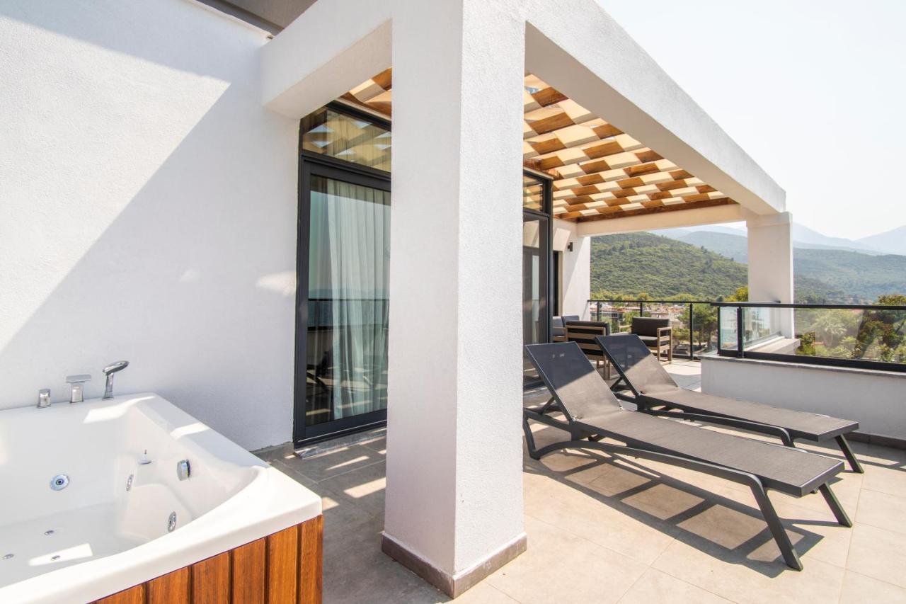 Готель Maia Luxury & 4*