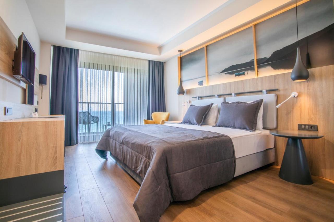 Maia Luxury & Готель 4*